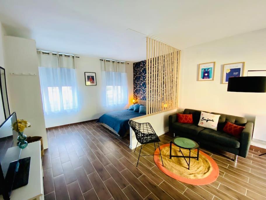 Studio D'Hotes Avec Piscine « Le Clos N°6 » Cormicy Exteriör bild